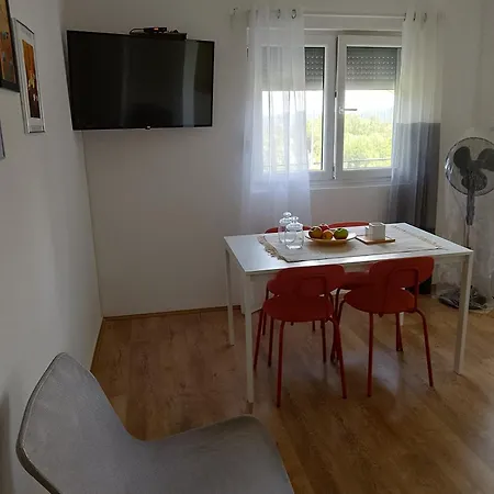 Pavle I Dora Tara