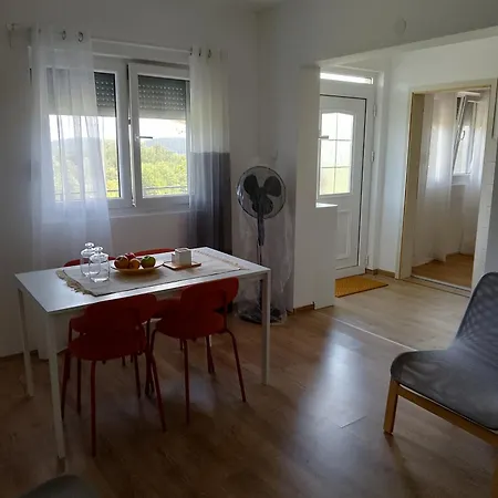 Pavle I Dora Tara Kaludjerske Bare